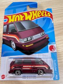 Hotwheels 1986 Toyota Van Maroon 2023