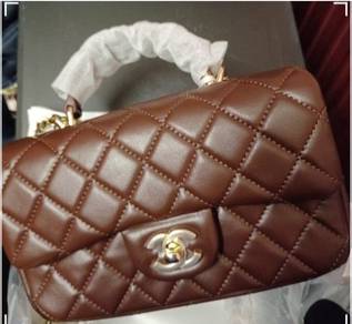Maroon slingbag