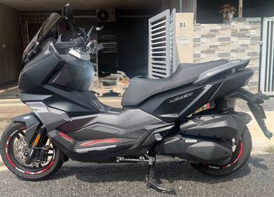 Sym Husky ADV 300