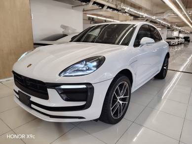 Porsche Macan FACELIFT in Petaling Jaya, SGR
