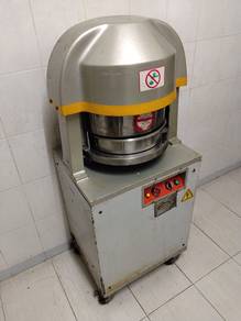 Dough Divider Machine