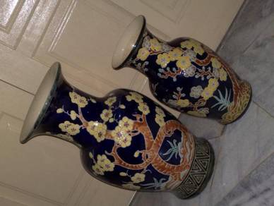 Pasu vintage hand painted sakura ceramic vase 2