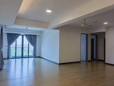 Condominium For Sale in Lido Avenue