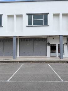 Shop lot For Sale in Arau,PLS
