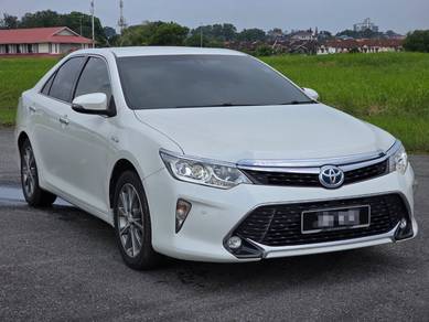 Toyota Camry HYBRID LUXURY in Johor Bahru, JHR