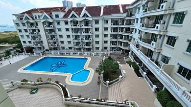 Condominium For Rent in Petrie Condominium