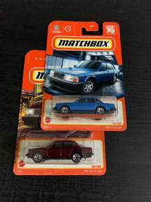 Matchbox 1986 Volvo 240 Set