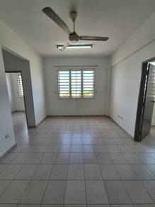 Apartment For Rent in Taman Pantai Intan