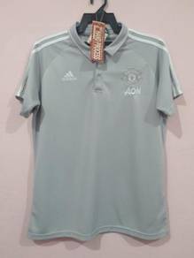 Rare jersey coach training Manchester United limit
