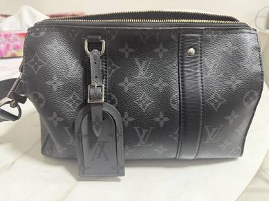 Louis Vuitton Monogram Keepall 30 Bandouliere Bag