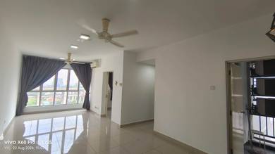 Service Residence For Sale in Maxim Residences