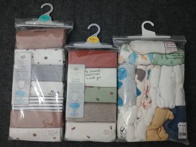 Newborn clothes