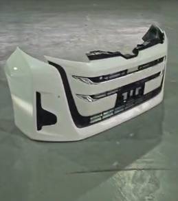 Bumper Toyota Noah R90