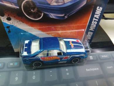 2011 Hotwheels '92 Ford Mustang
