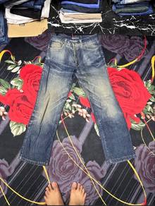 seluar jeans saiz 32