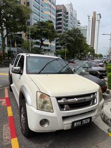 Isuzu D-Max 4x4 in Damansara Utama, SGR