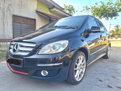 Mercedes Benz B180 180 (CBU) in Kota Bharu, KTN