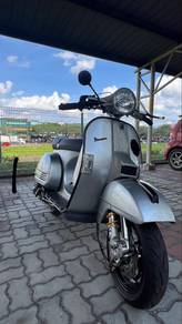 Vespa PX 200