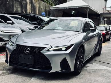 Lexus IS 300 F-SPORT in Cheras, KUL