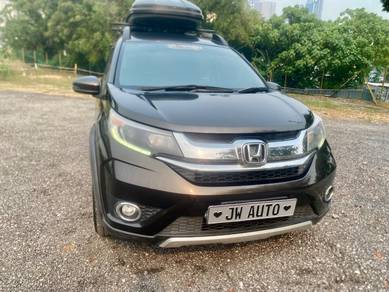 Honda BR-V V in Kuchai Lama, KUL