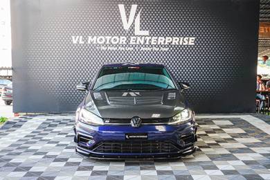 Volkswagen Golf TSI R-LINE in Desa Petaling, KUL