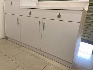 Cabinet / Counter Untuk Dijual
