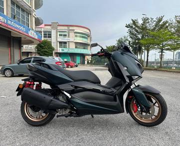 Yamaha XMAX