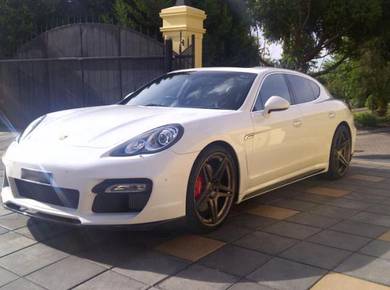 Porsche Panamera Vorsteiner Bodykit