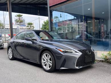 2022 Lexus IS 300 F-SPORT