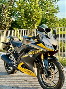 Yamaha R15