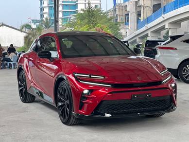 Toyota Crown SPORT Z in Sungai Besi, KUL