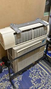 Aircond daikin 1.5hp