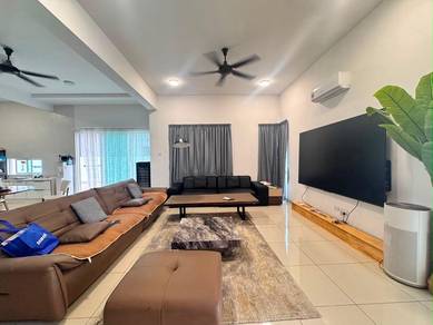 Semi-Detached House For Rent in Klang,SGR
