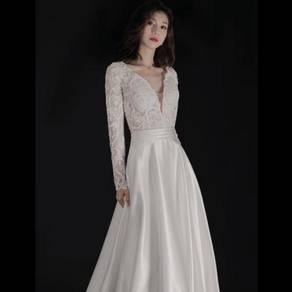 White wedding bridal dress gown photoshoot RB2387