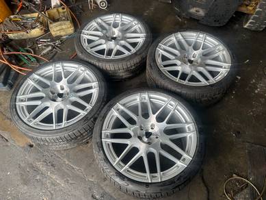 Toyota ALPHARD F12 Blaque Diamond Wheel Original