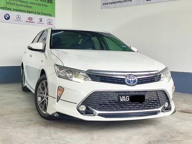 Toyota Camry HYBRID LUXURY in Sungai Besi, KUL