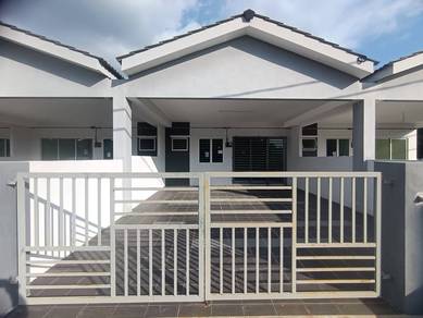 Terraced House For Sale in Sitiawan,PRK