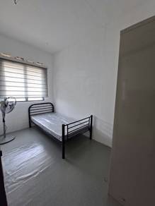 Room in Kajang, SGR