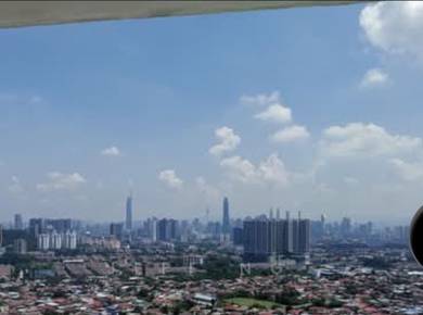 Condominium For Sale in Monte Bayu