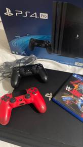 PS4 Pro 1TB , WWE 2K22 (2 Controllers)