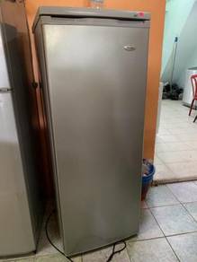 Freezer Upright Elba Ice Box Ais Peti Sejuk Beku