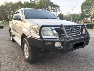 Toyota Hilux STD VNT in Kemaman, TRG