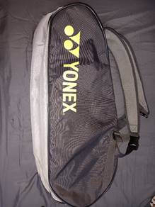 beg reket badminton 