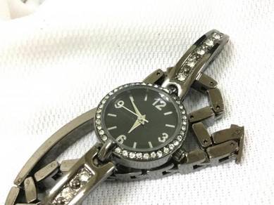 Unbranded lady watch