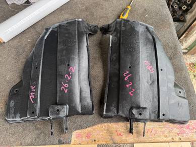No 26-2-2 Toyota MRS Zzw30 Fuel Tank Protector Jpn