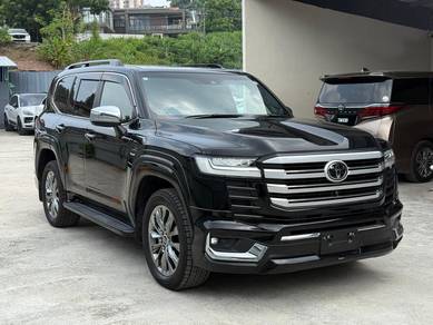 2023 Toyota Land Cruiser ZX