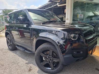 2023 Land Rover Defender 90 P300 HSE