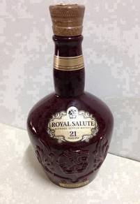 Royal Salute Bottle - No Contents