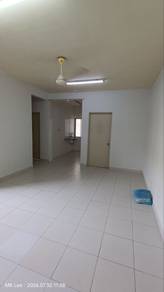 Apartment For Rent in Pangsapuri Akasia (Bandar Botanic)
