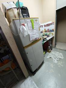 Peti ais second hand